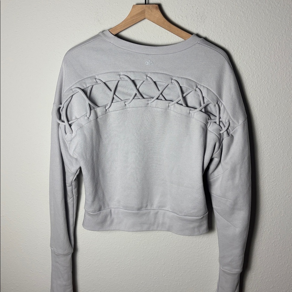 Alo Yoga Hook Up Sweatshirt Dove Gray - Picture 3 of 4